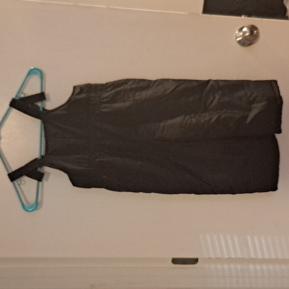 Carters 3T Snowsuit - Picture 15 of 15